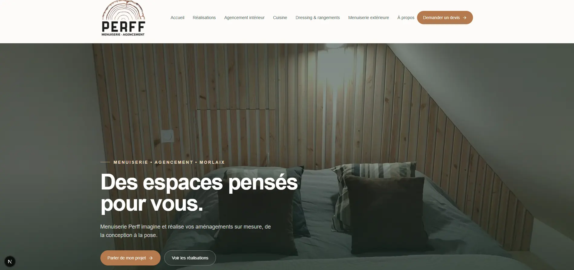 Site internet Menuiserie Perff réalisé par Webalez